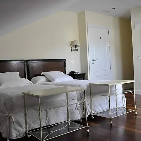 La Casona De Don Santos 3*