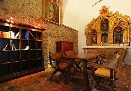 La Casona De Don Santos 3*